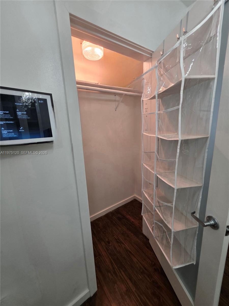 THE MARITIME CONDO - Residential Lease