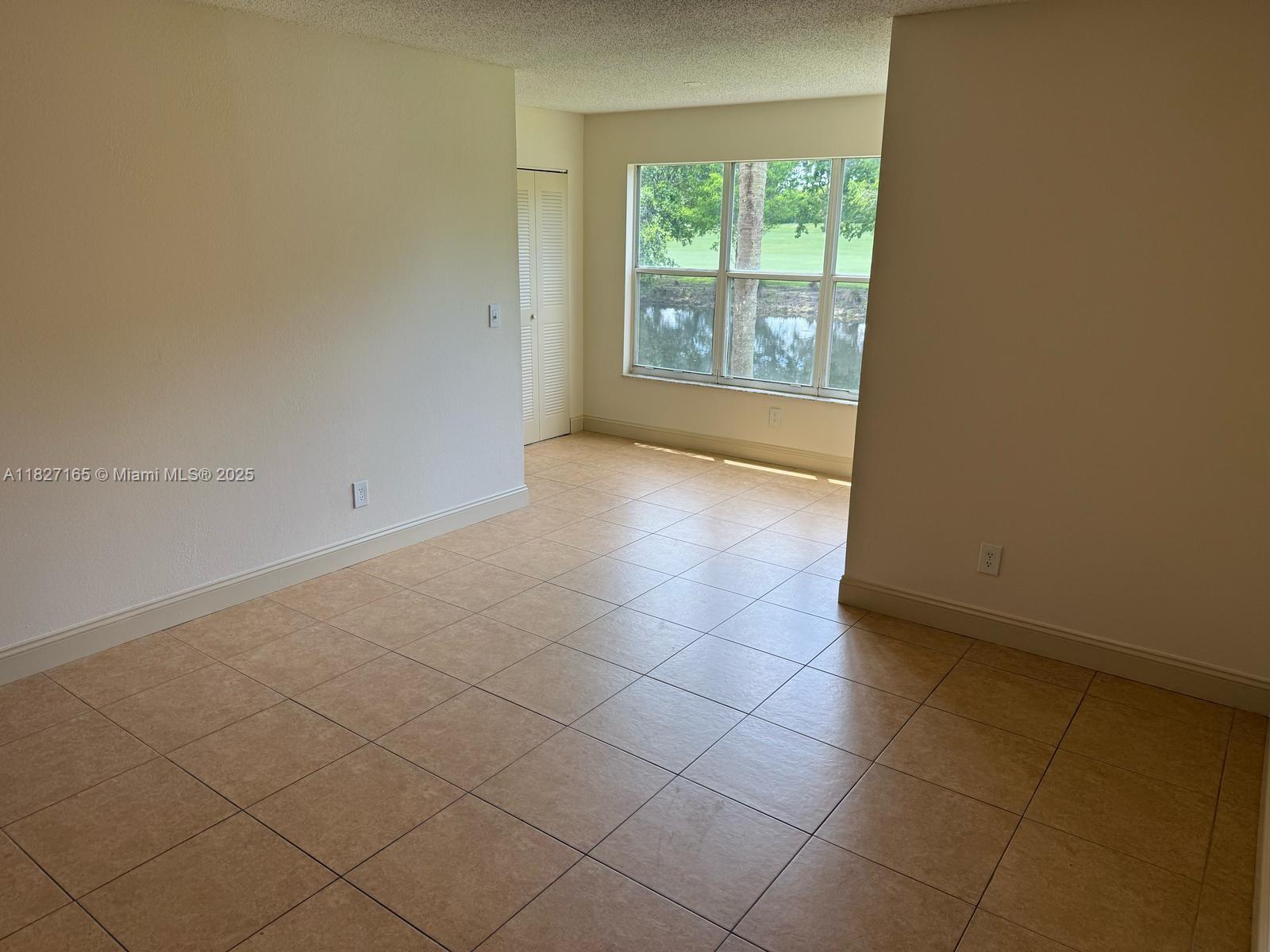 457 Vista Isles Dr 2116
