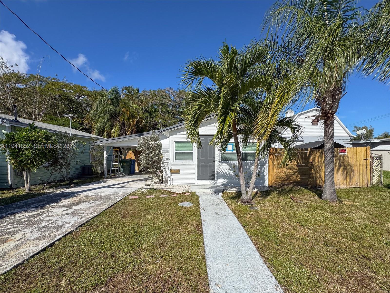 OAKLAND PARK SECOND ADD - Residential