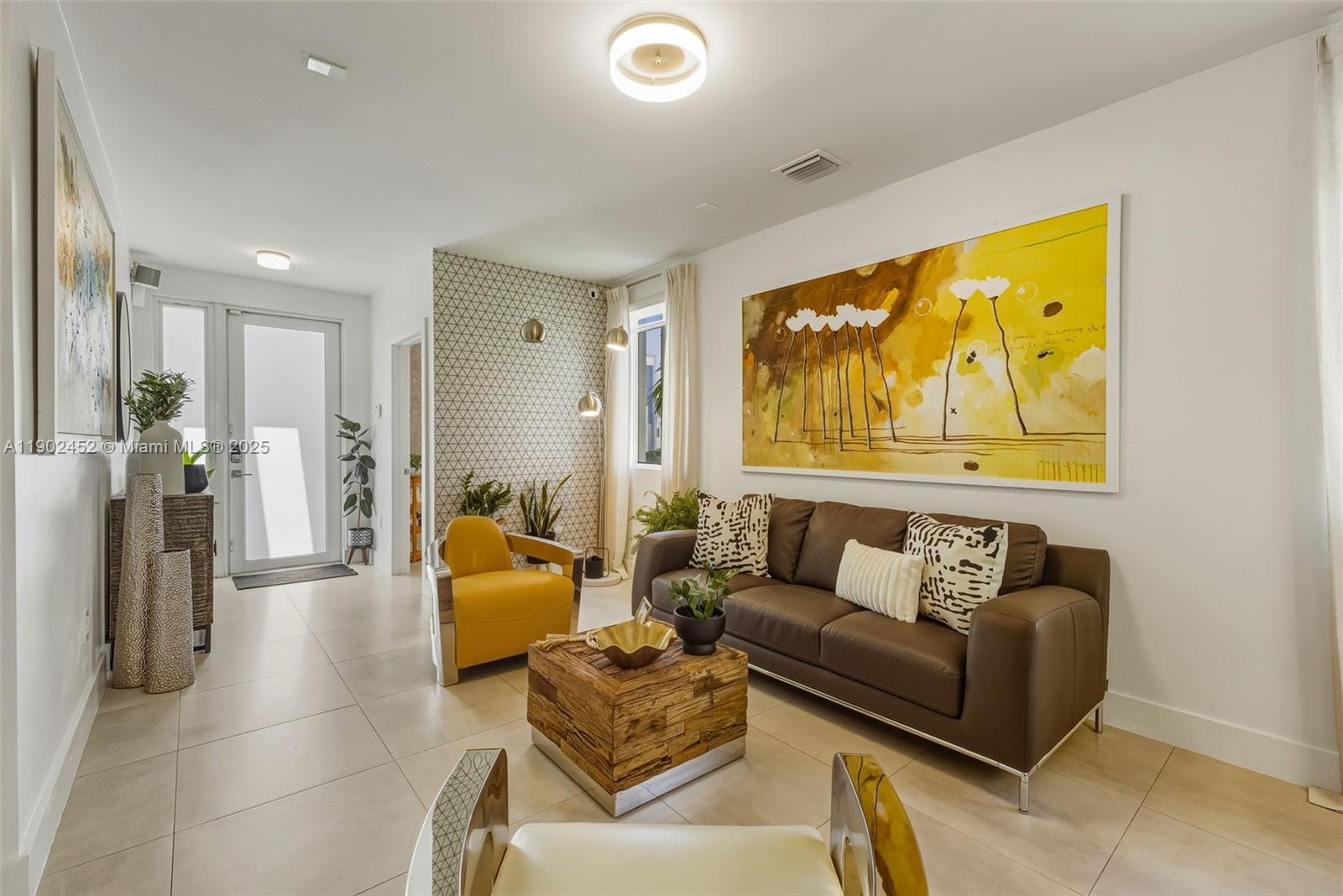 DORAL PALMS SOUTH - Residential Lease