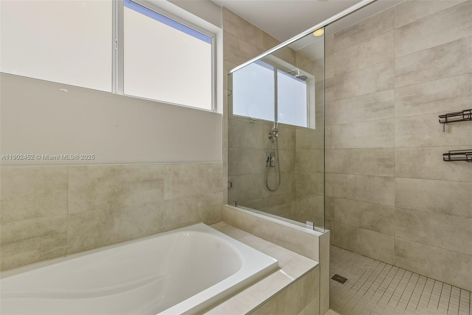 DORAL PALMS SOUTH - Residential Lease