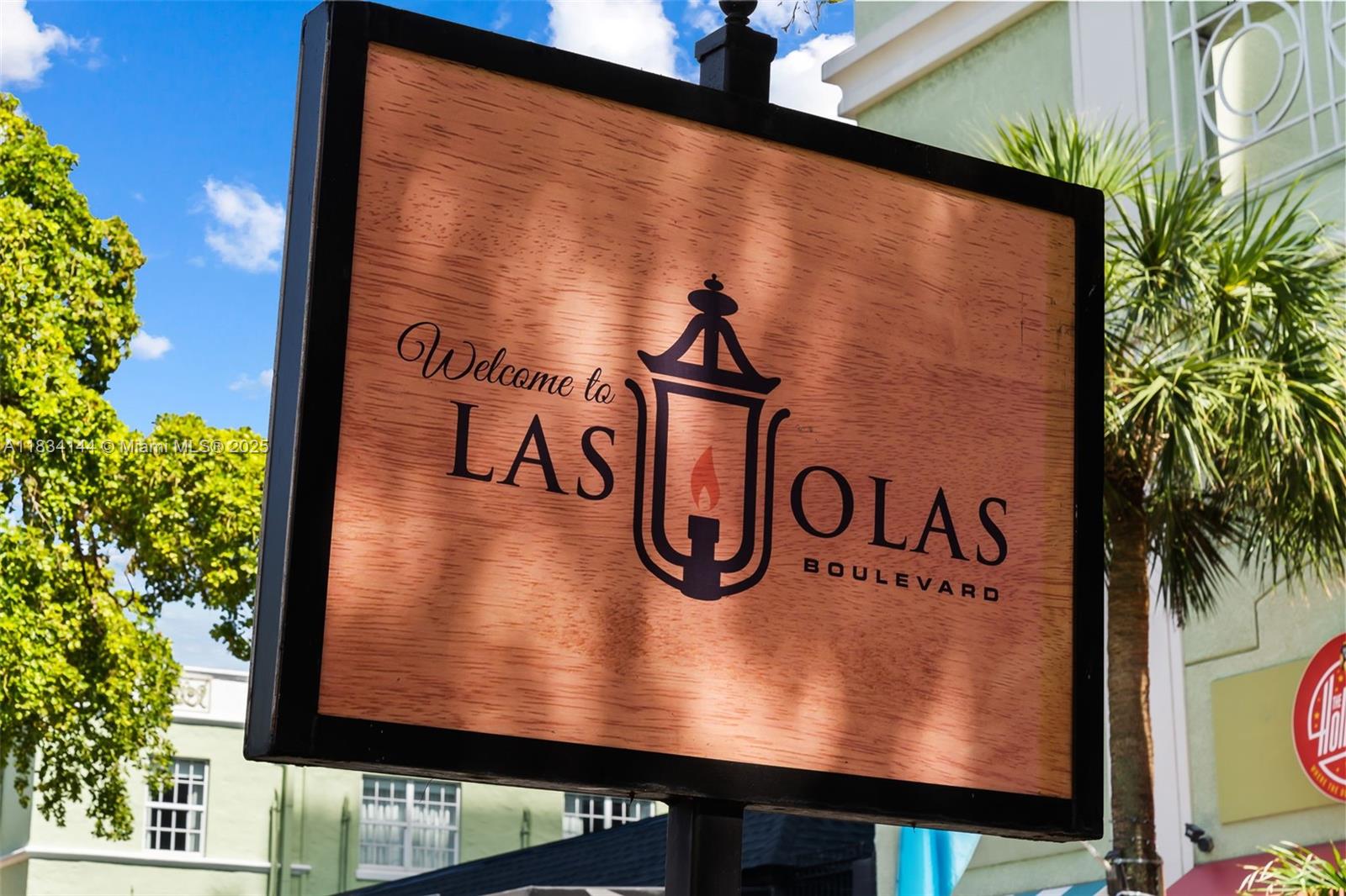 IMPERIAL POINT - Residential