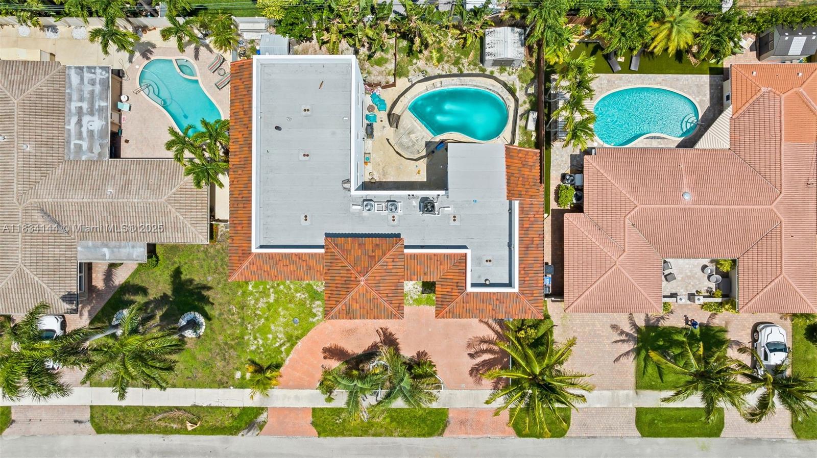 View photos, virtual tours, details... 5900 NE 21st Ln