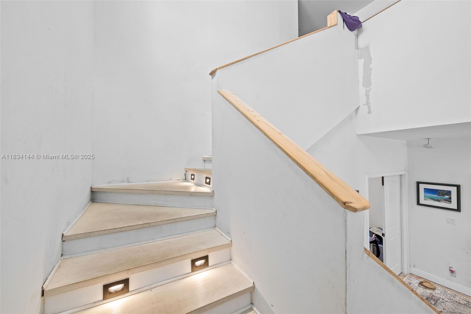 IMPERIAL POINT - Residential