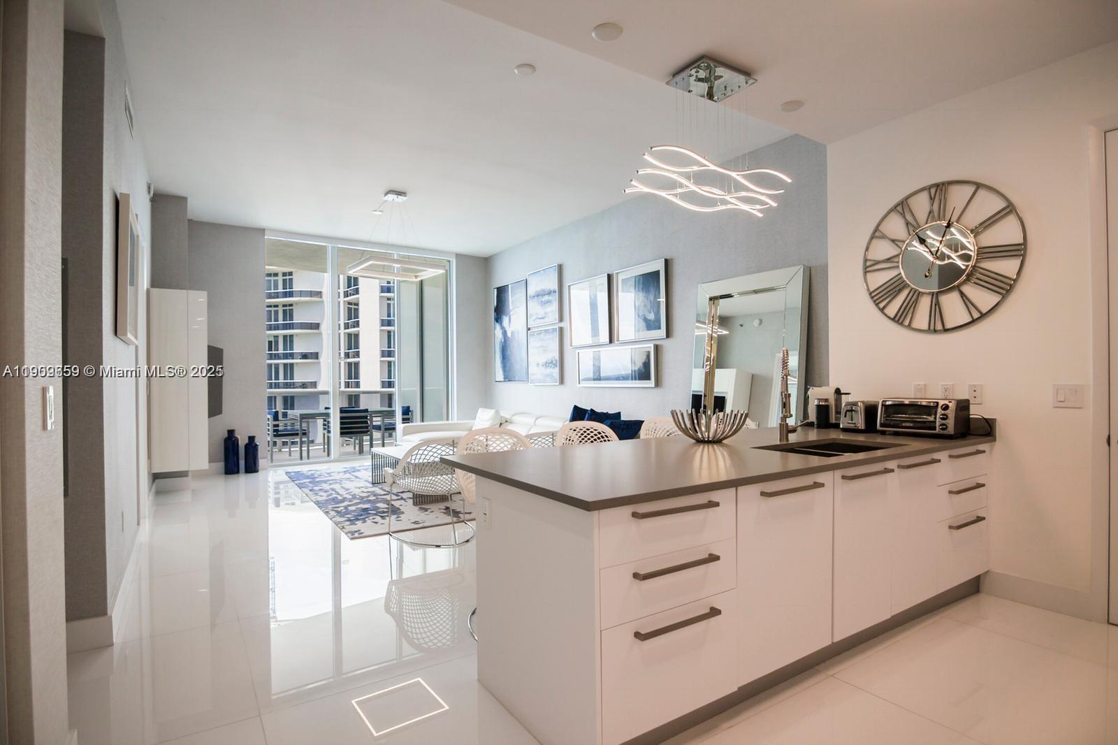 TDR TOWER II CONDO - Residential Lease