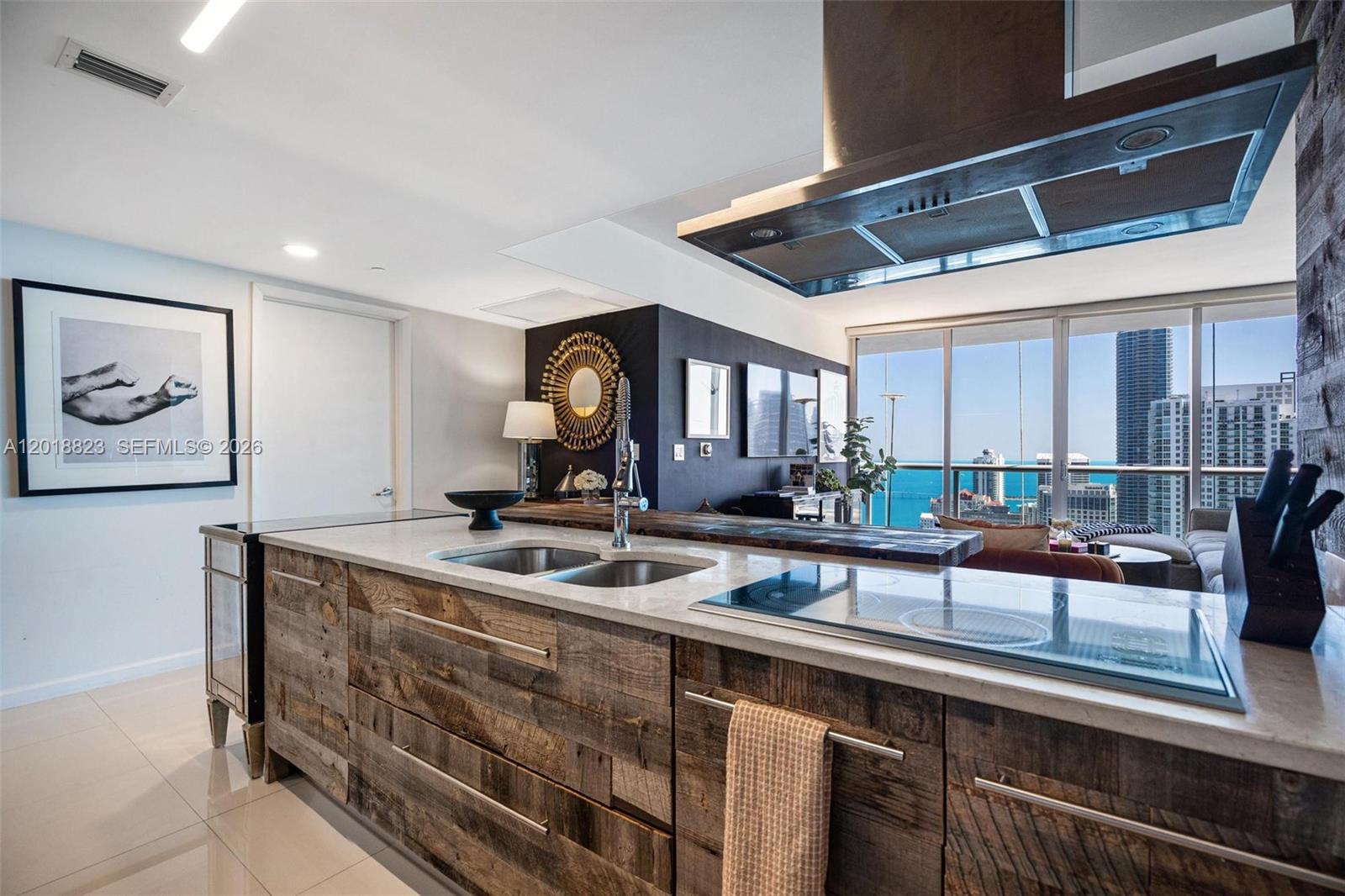 ICON BRICKELL NO TWO - Residential