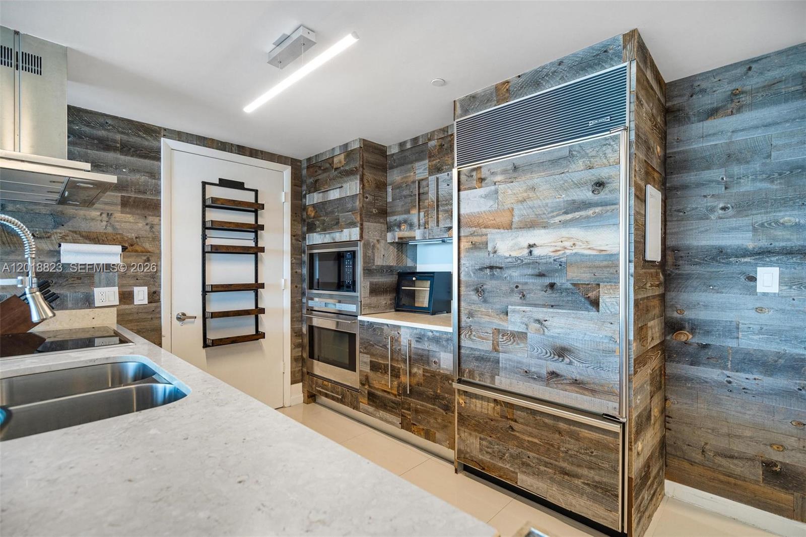 ICON BRICKELL NO TWO - Residential