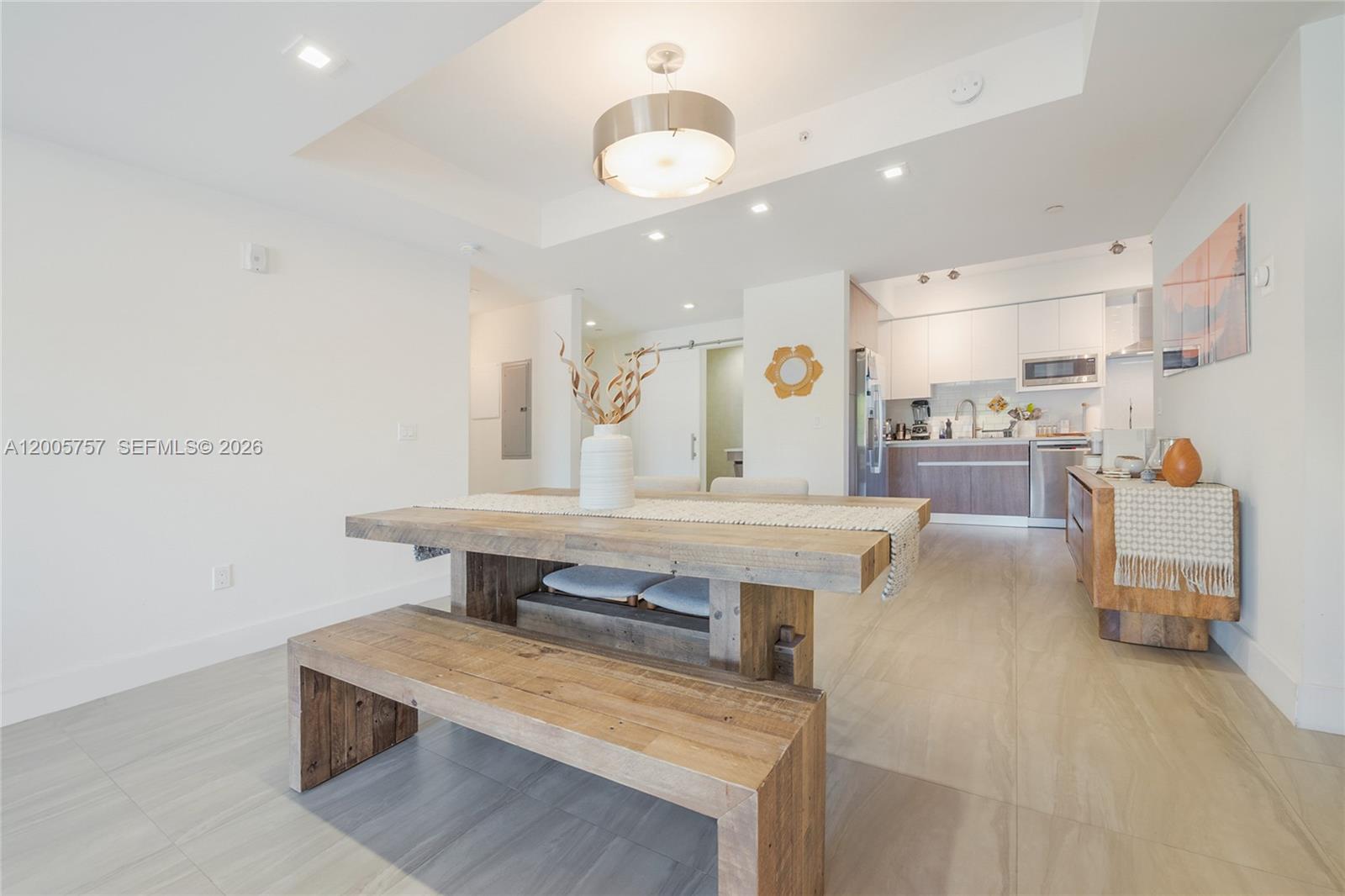 120 Salamanca Ave 2A