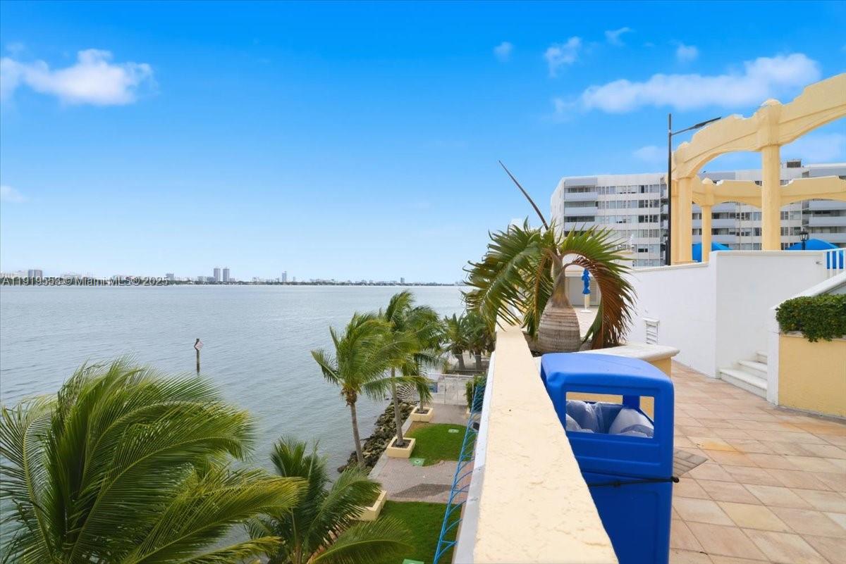 Grandview Palace - Residential