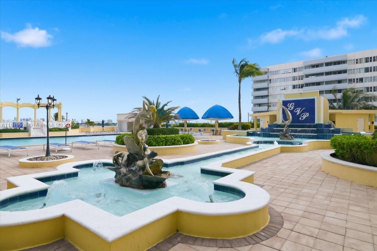 Grandview Palace - Residential