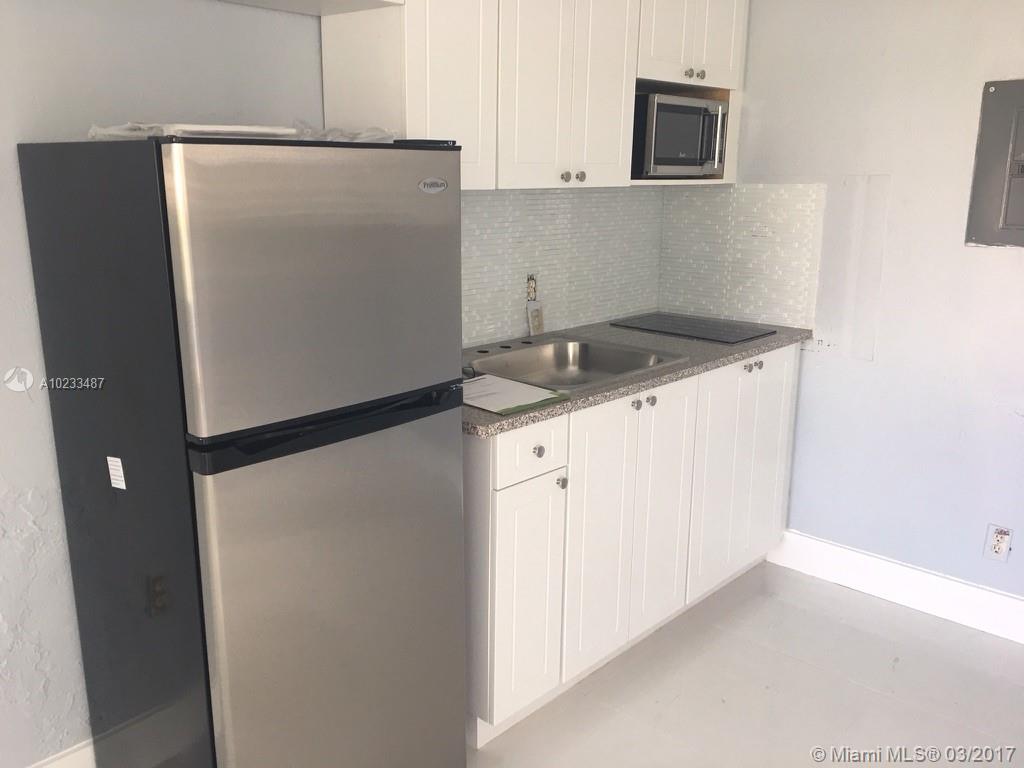 GRACEWOOD NO 5 - Residential Lease