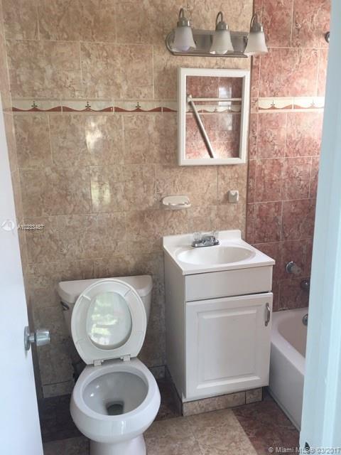 GRACEWOOD NO 5 - Residential Lease