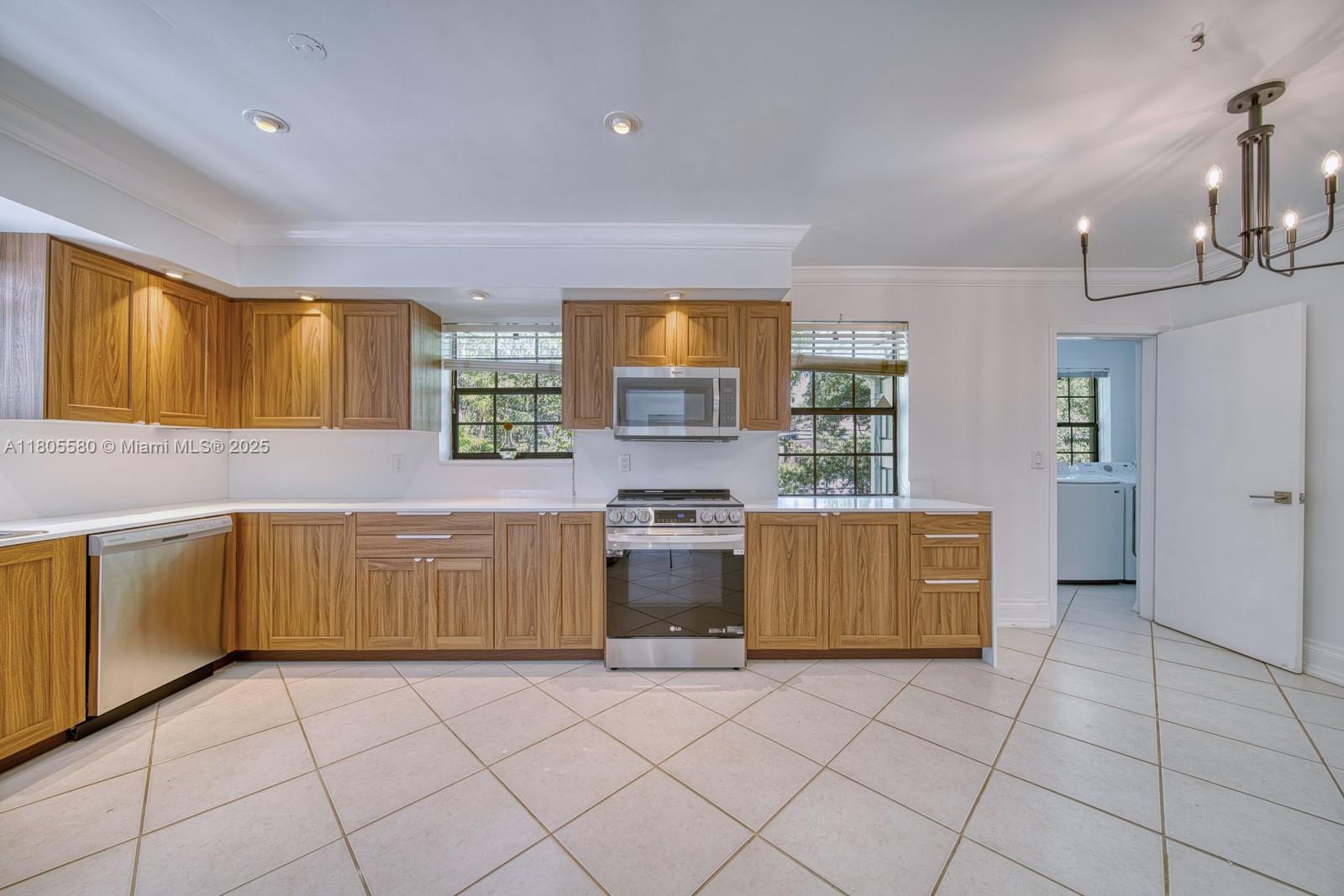 CORAL BAY SEC A AMD PL - Residential Lease