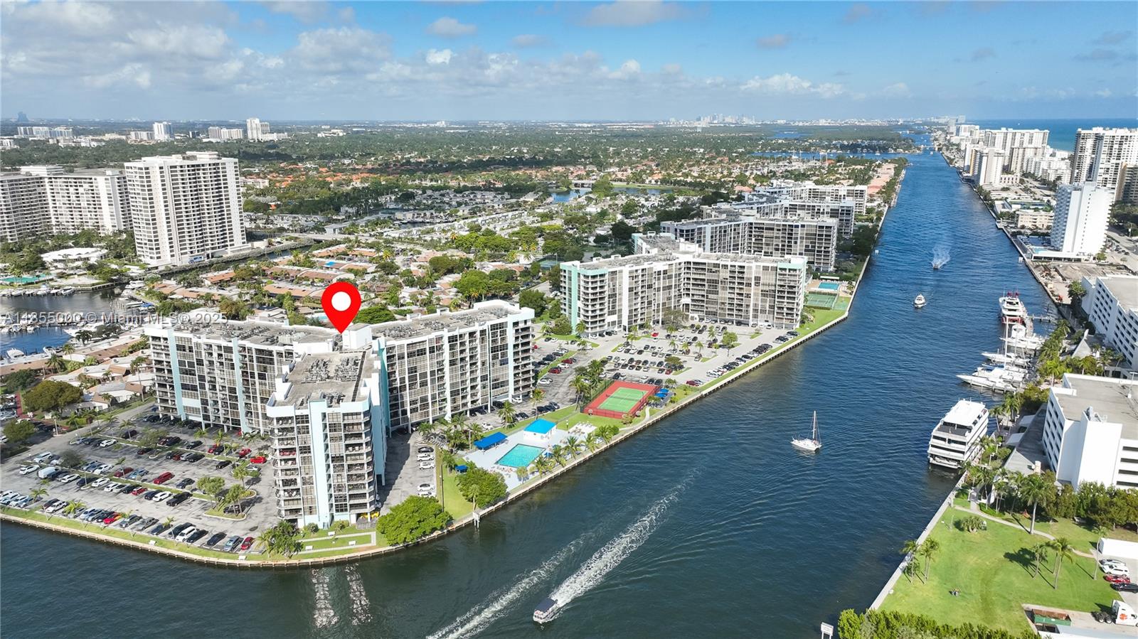 200 LESLIE CONDO - Residential Lease