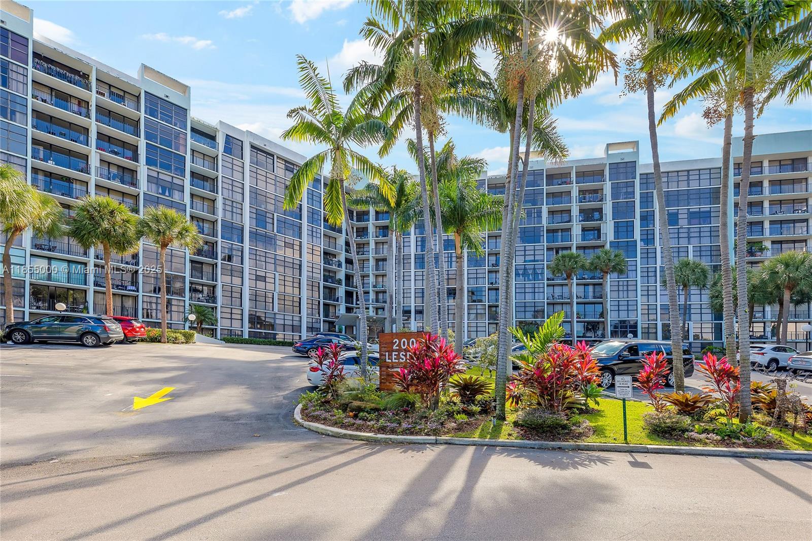 200 LESLIE CONDO - Residential Lease