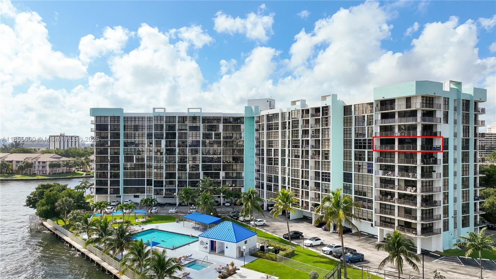 200 LESLIE CONDO - Residential Lease