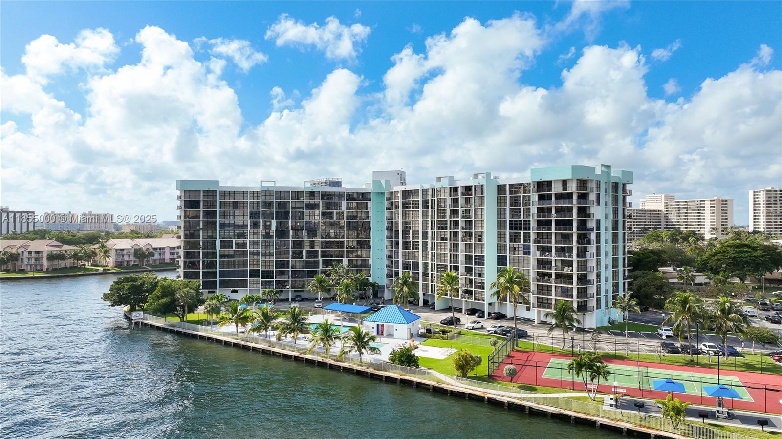 200 LESLIE CONDO - Residential Lease