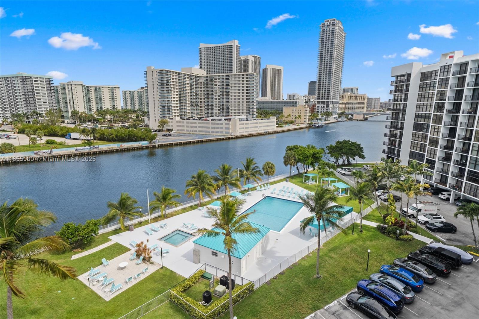 200 LESLIE CONDO - Residential Lease