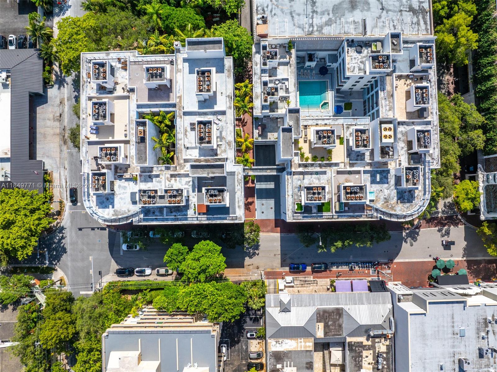 LOFTS AT MAYFAIR CONDO - Residential