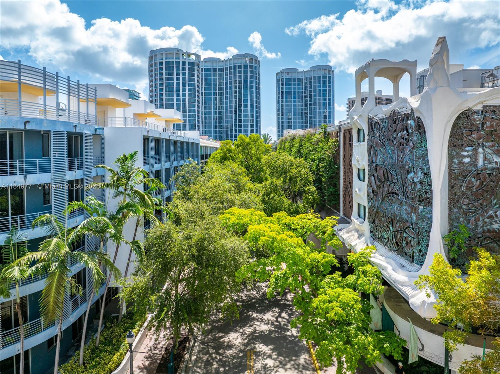 LOFTS AT MAYFAIR CONDO - Residential