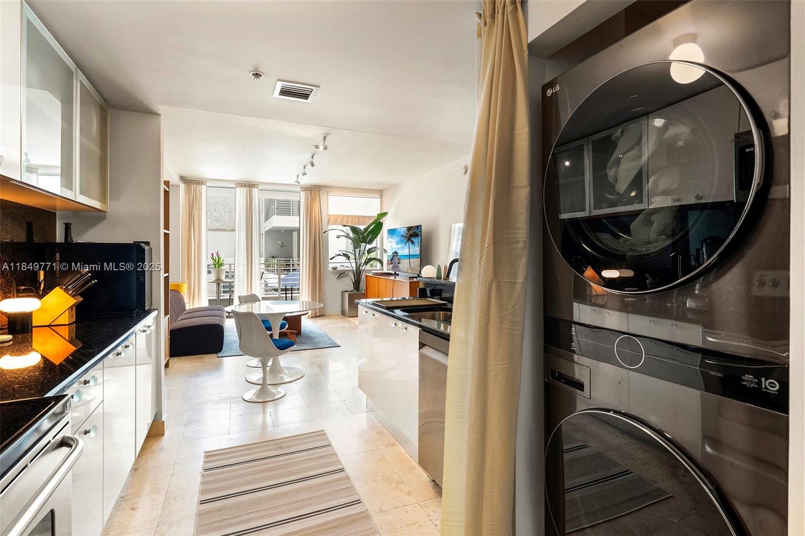 LOFTS AT MAYFAIR CONDO - Residential