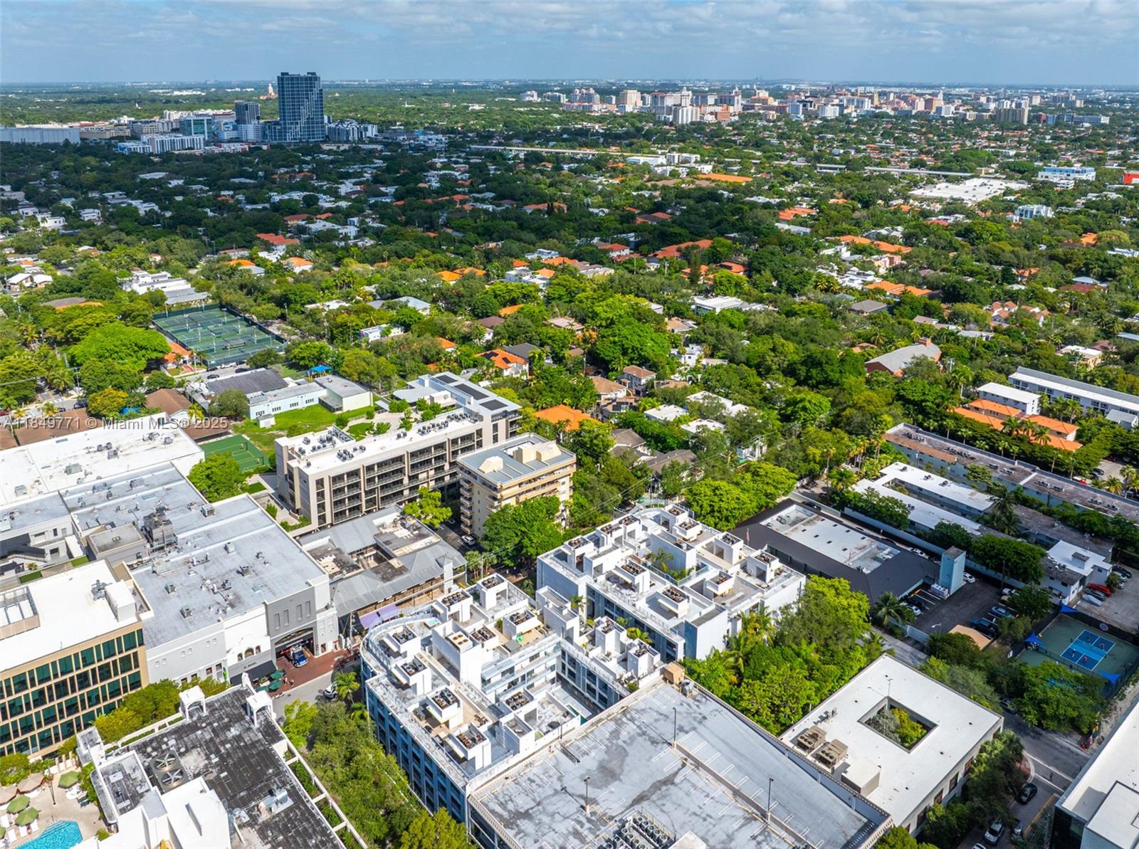 LOFTS AT MAYFAIR CONDO - Residential