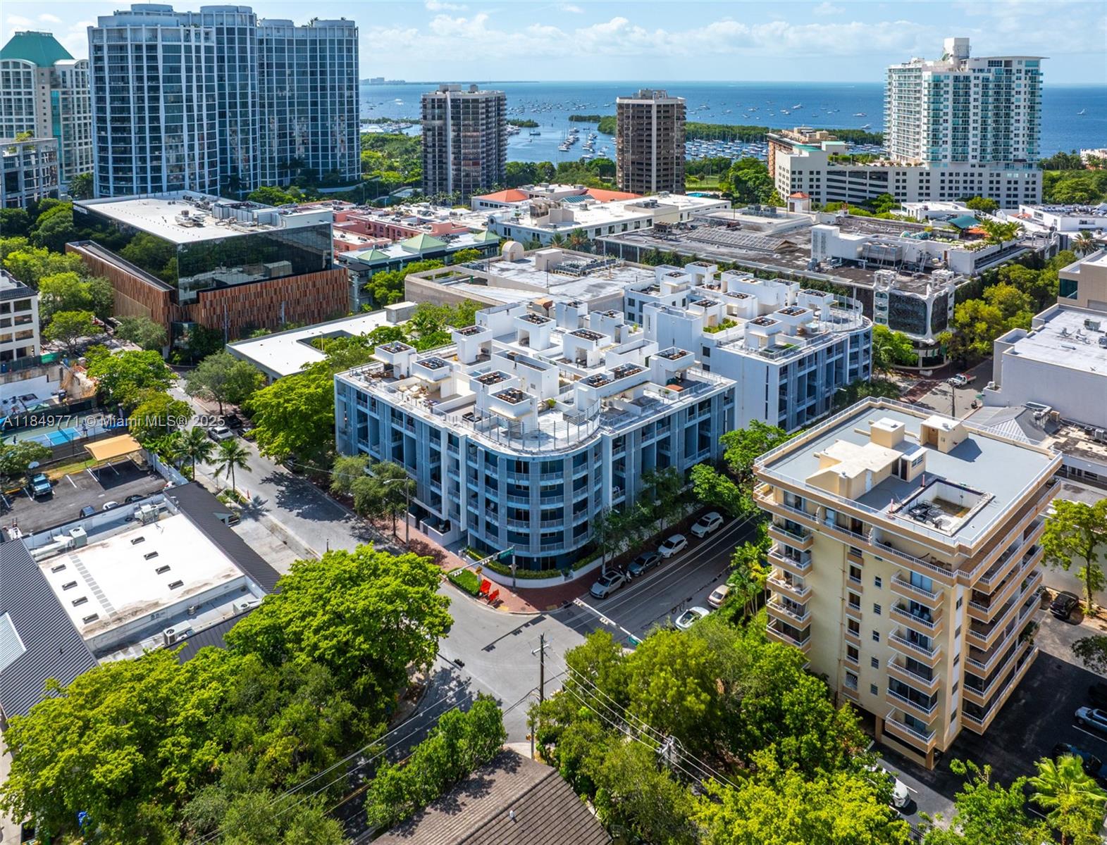 LOFTS AT MAYFAIR CONDO - Residential