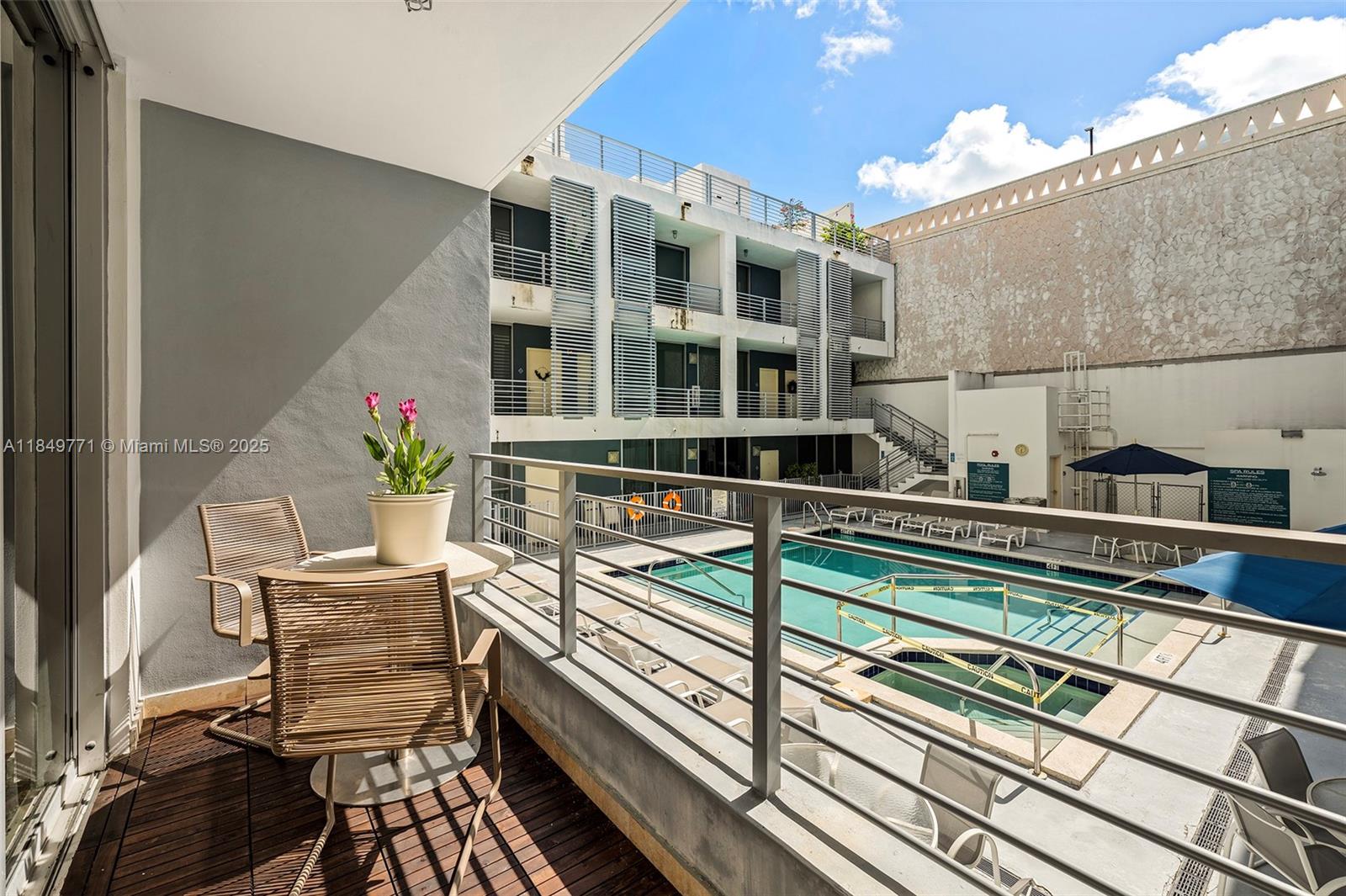 LOFTS AT MAYFAIR CONDO - Residential