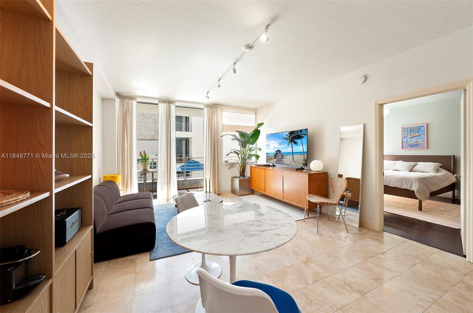 LOFTS AT MAYFAIR CONDO - Residential