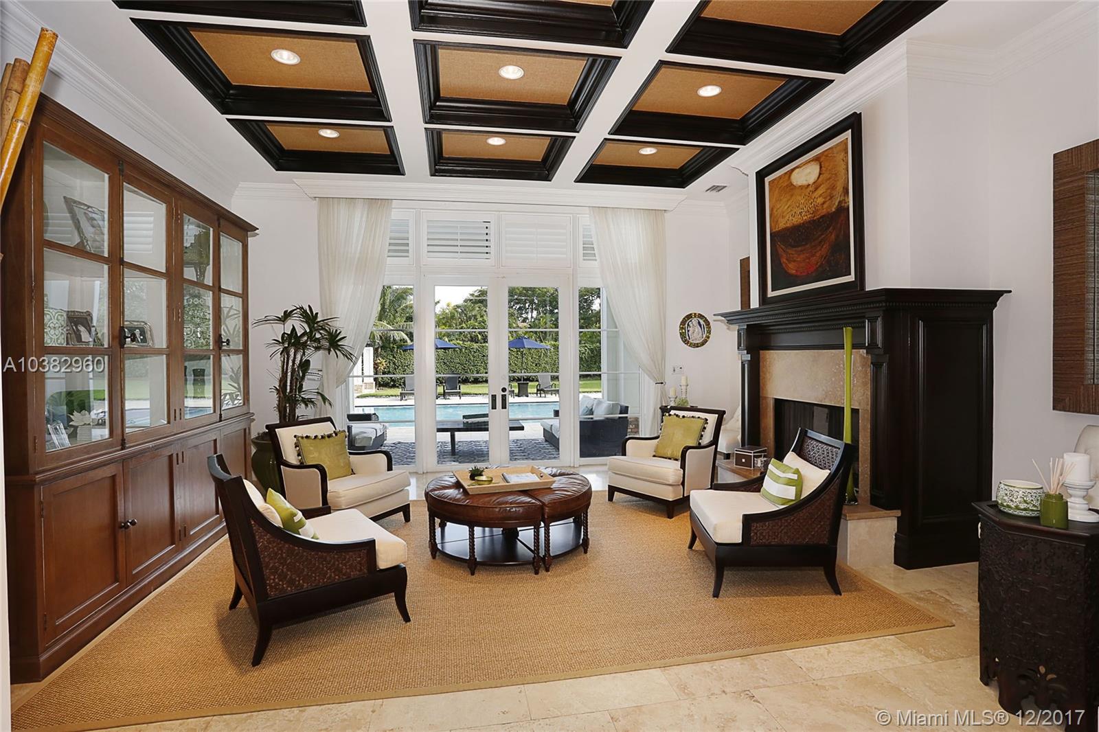 PINE ACRES ESTS - Residential