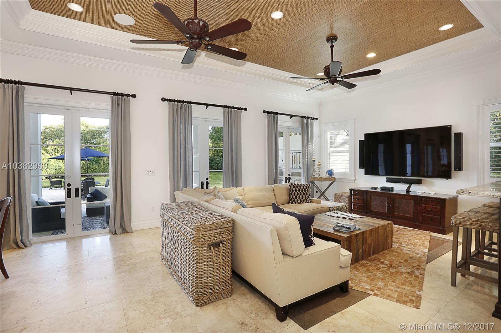 PINE ACRES ESTS - Residential