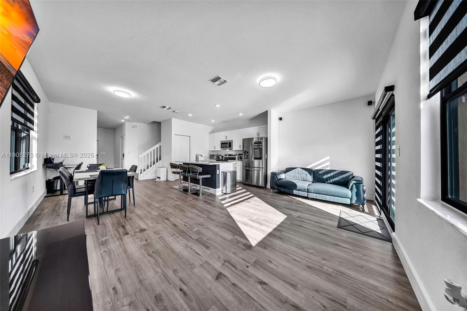 S ALLAPATTAH GARDENS - Residential Lease