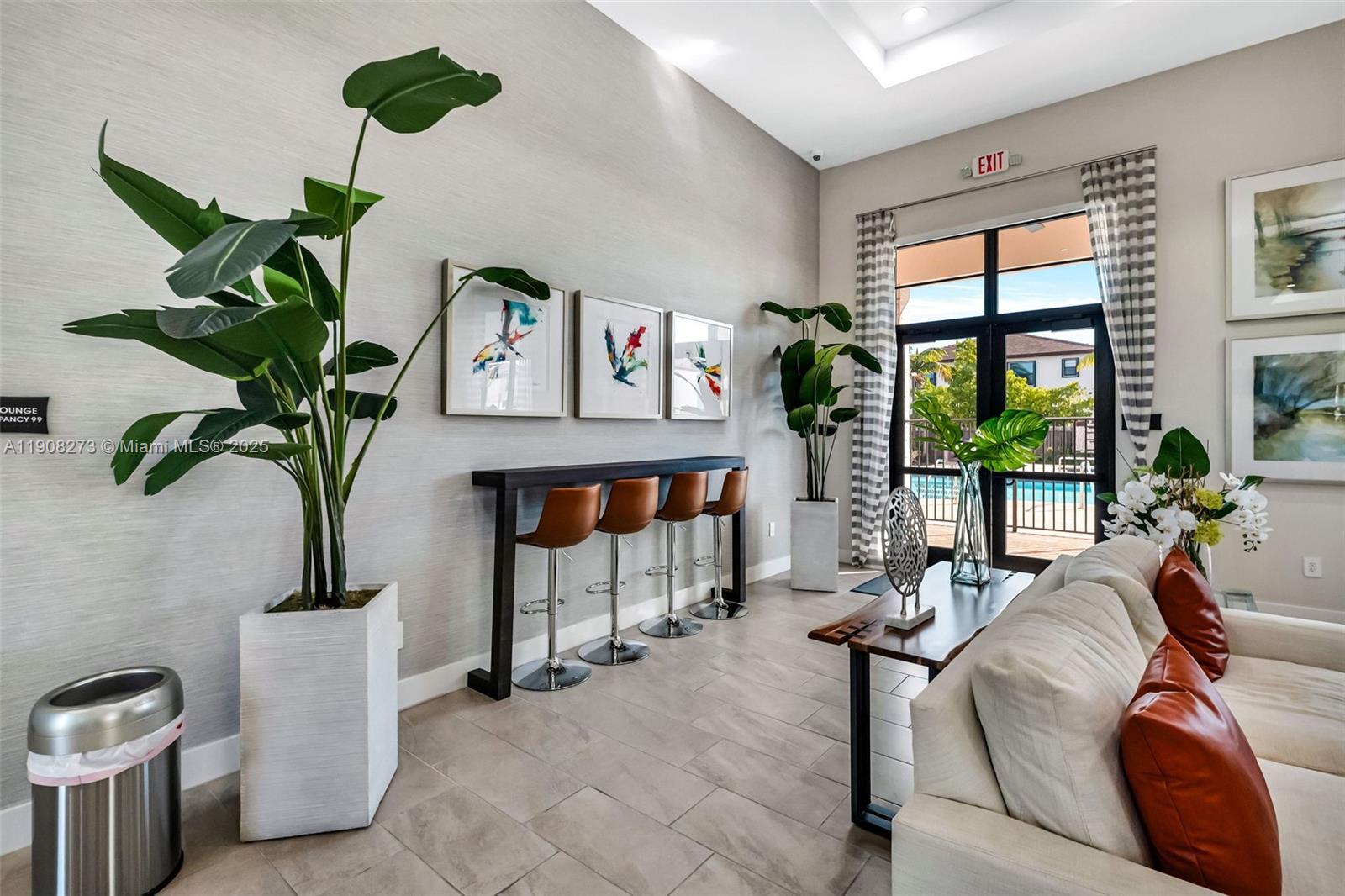 S ALLAPATTAH GARDENS - Residential Lease