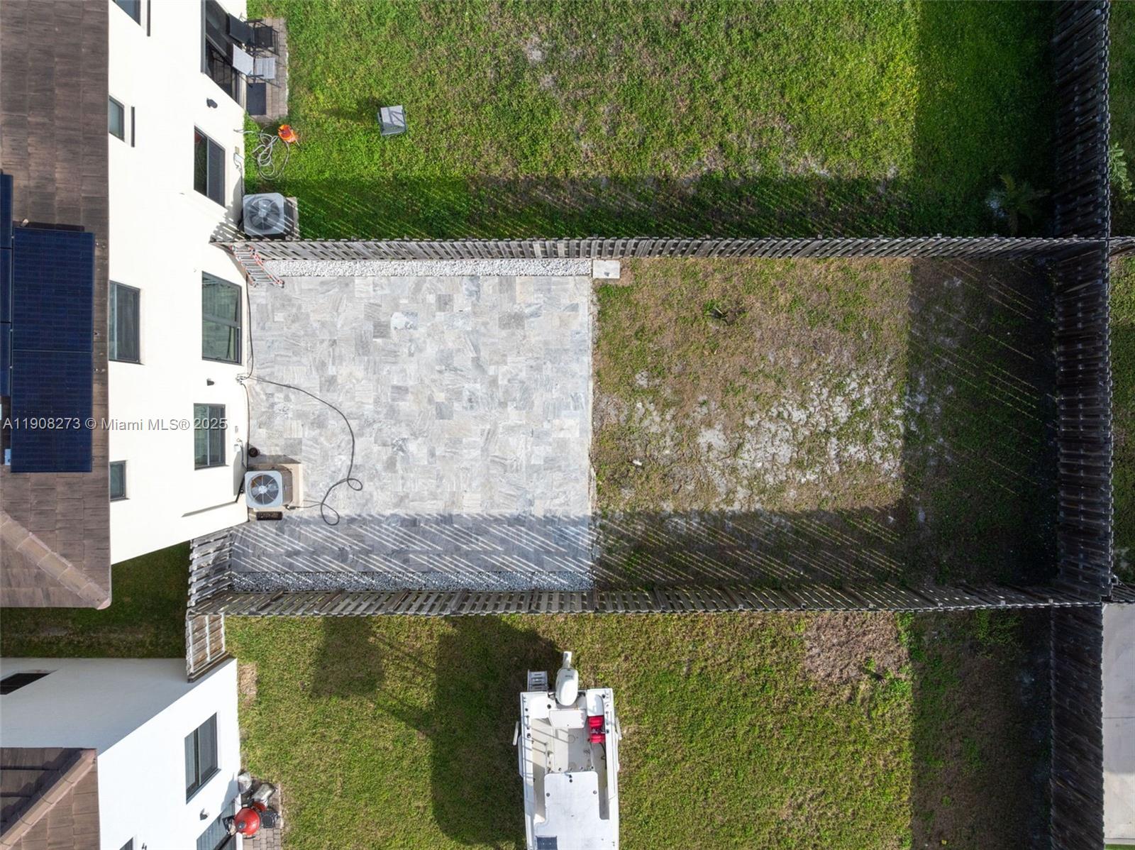 S ALLAPATTAH GARDENS - Residential Lease