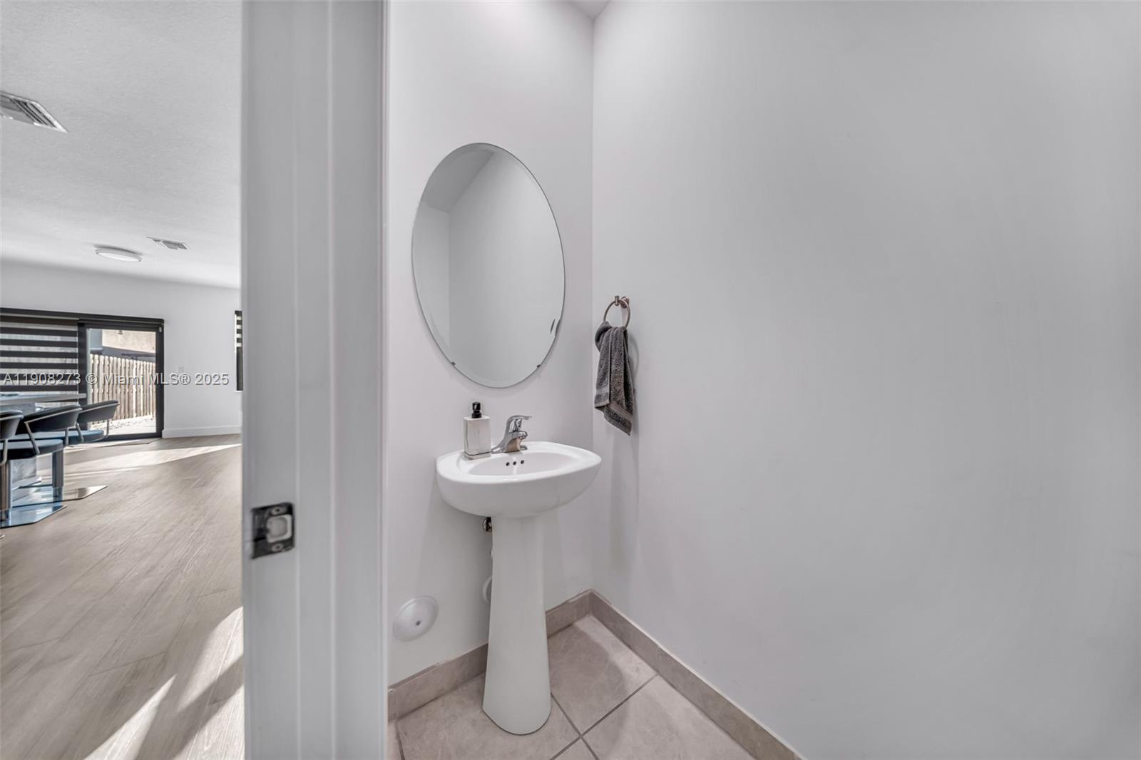 S ALLAPATTAH GARDENS - Residential Lease