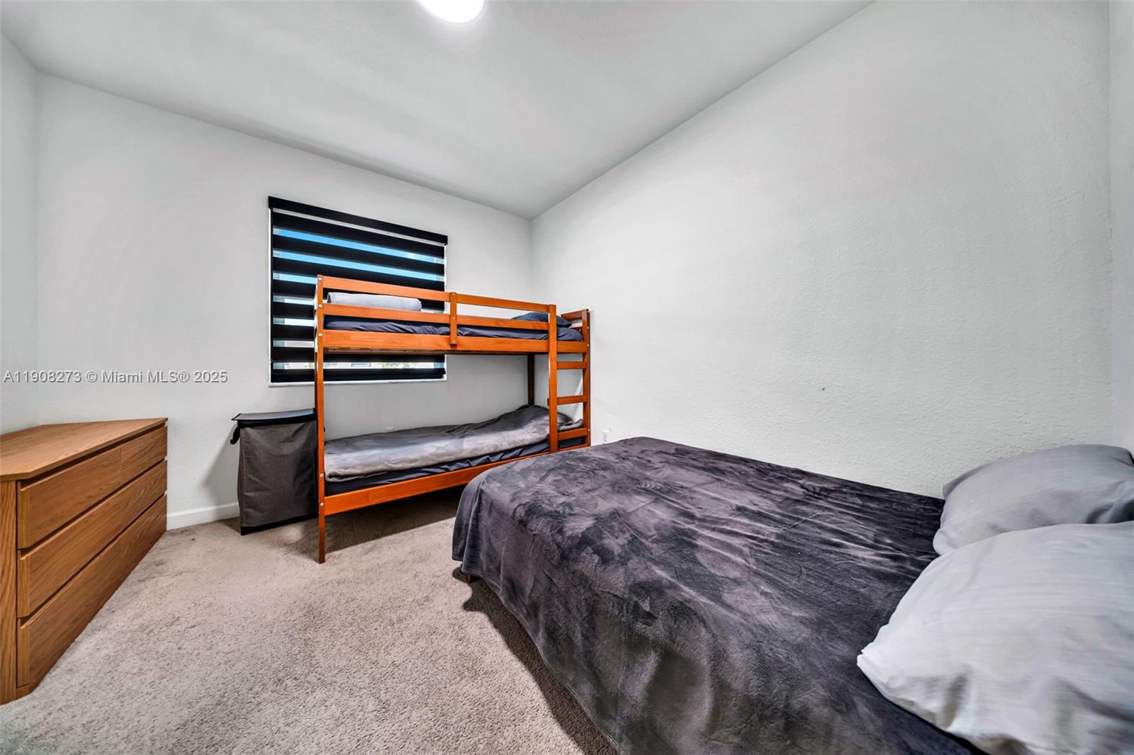 S ALLAPATTAH GARDENS - Residential Lease