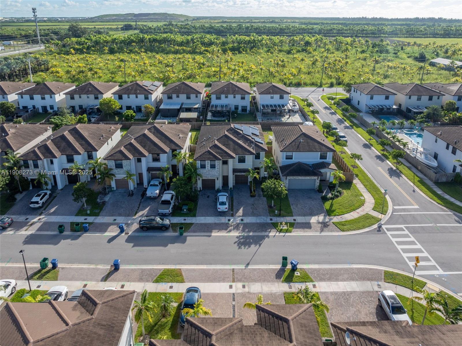 S ALLAPATTAH GARDENS - Residential Lease