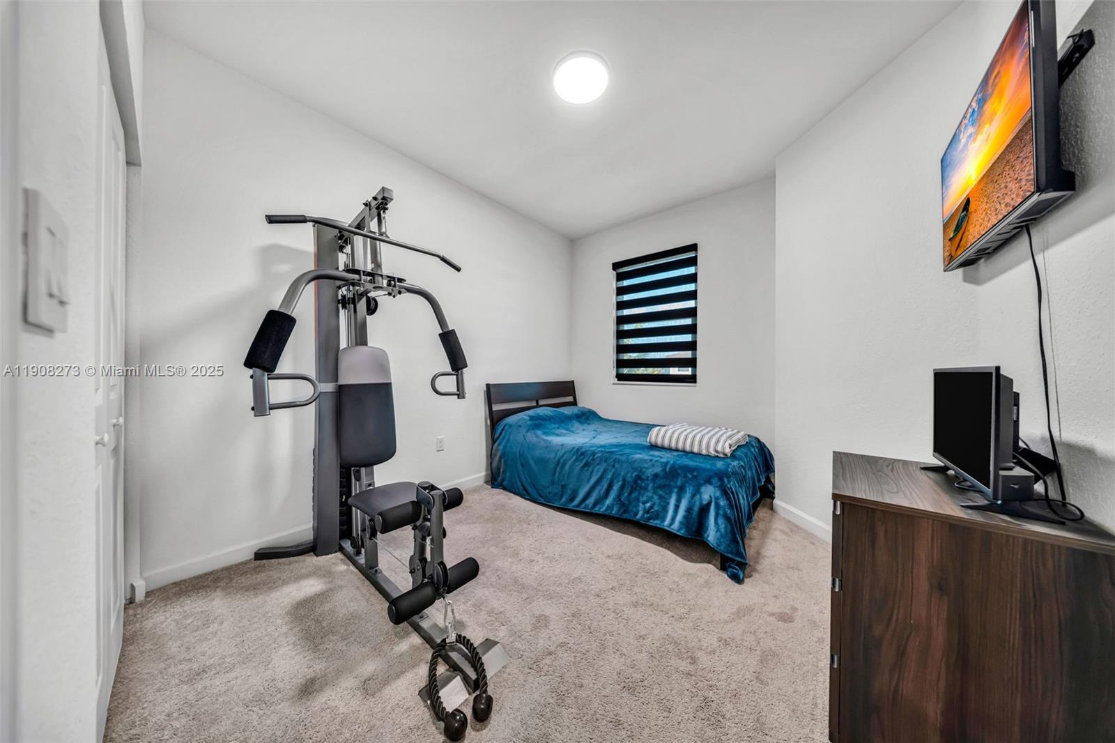 S ALLAPATTAH GARDENS - Residential Lease