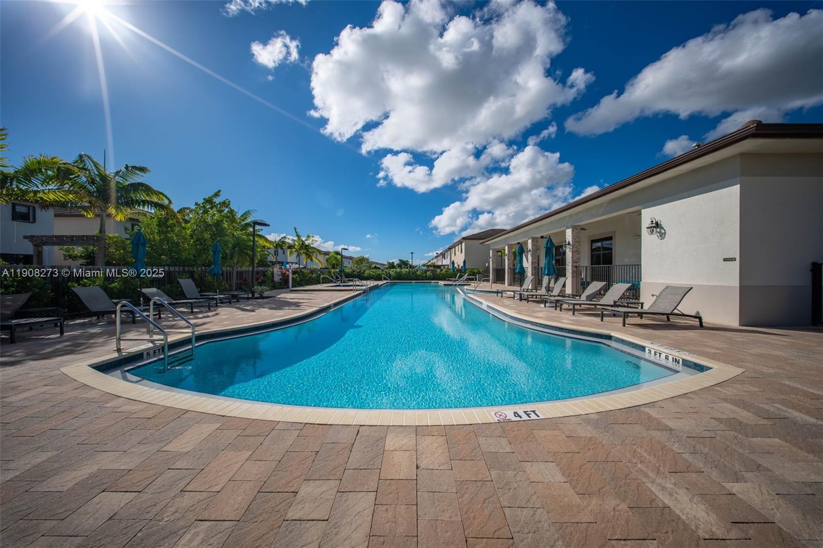 S ALLAPATTAH GARDENS - Residential Lease