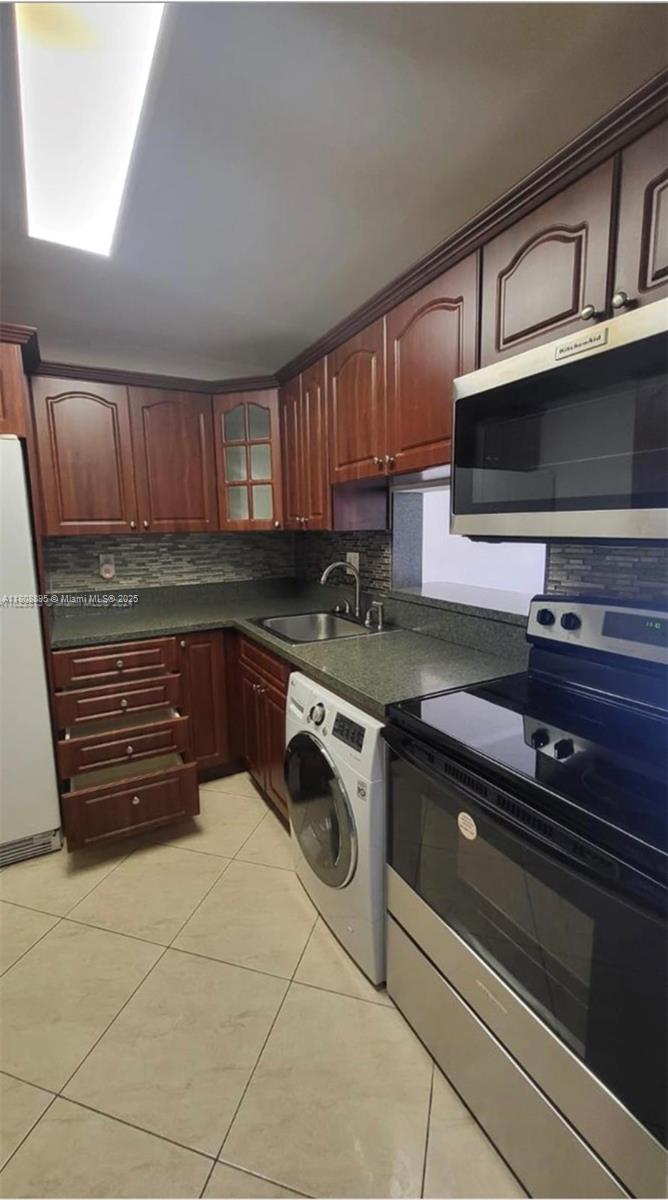 Rental Property at 5199 Nw 7th St 309, Miami, Broward County, Florida - Bedrooms: 1 
Bathrooms: 1  - $1,950 MO.