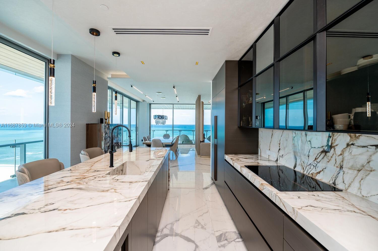 57 OCEAN - Residential