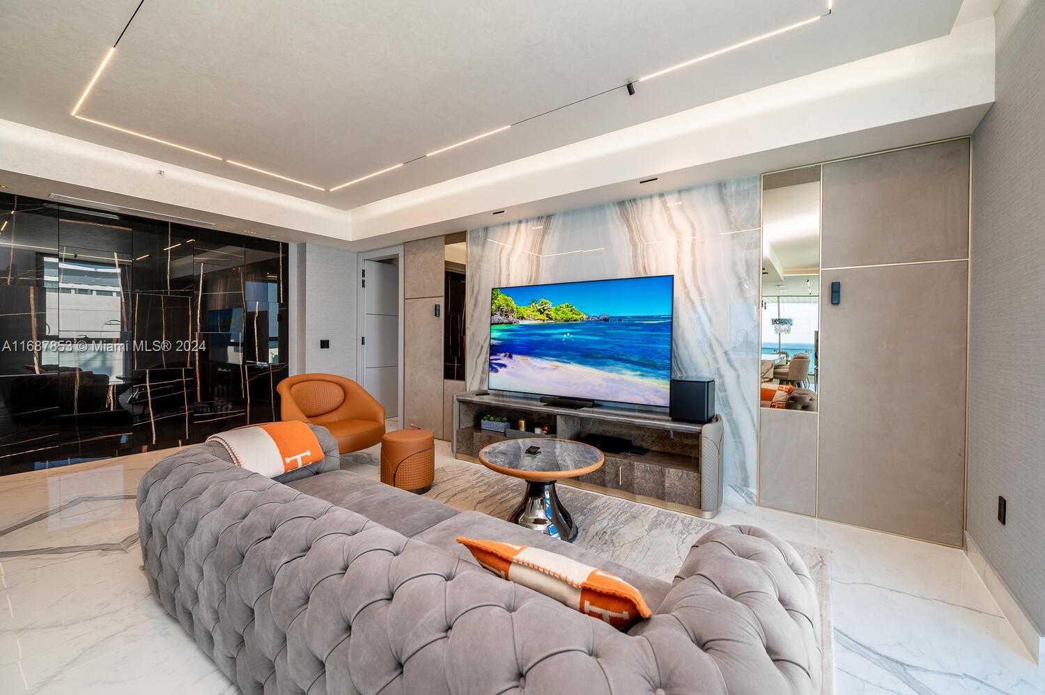 57 OCEAN - Residential