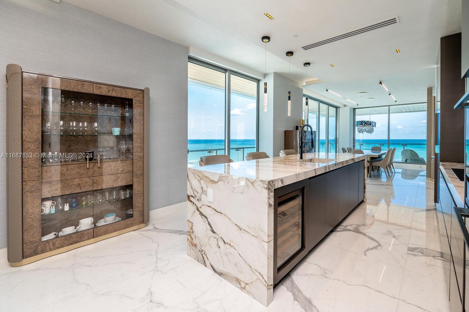 57 OCEAN - Residential