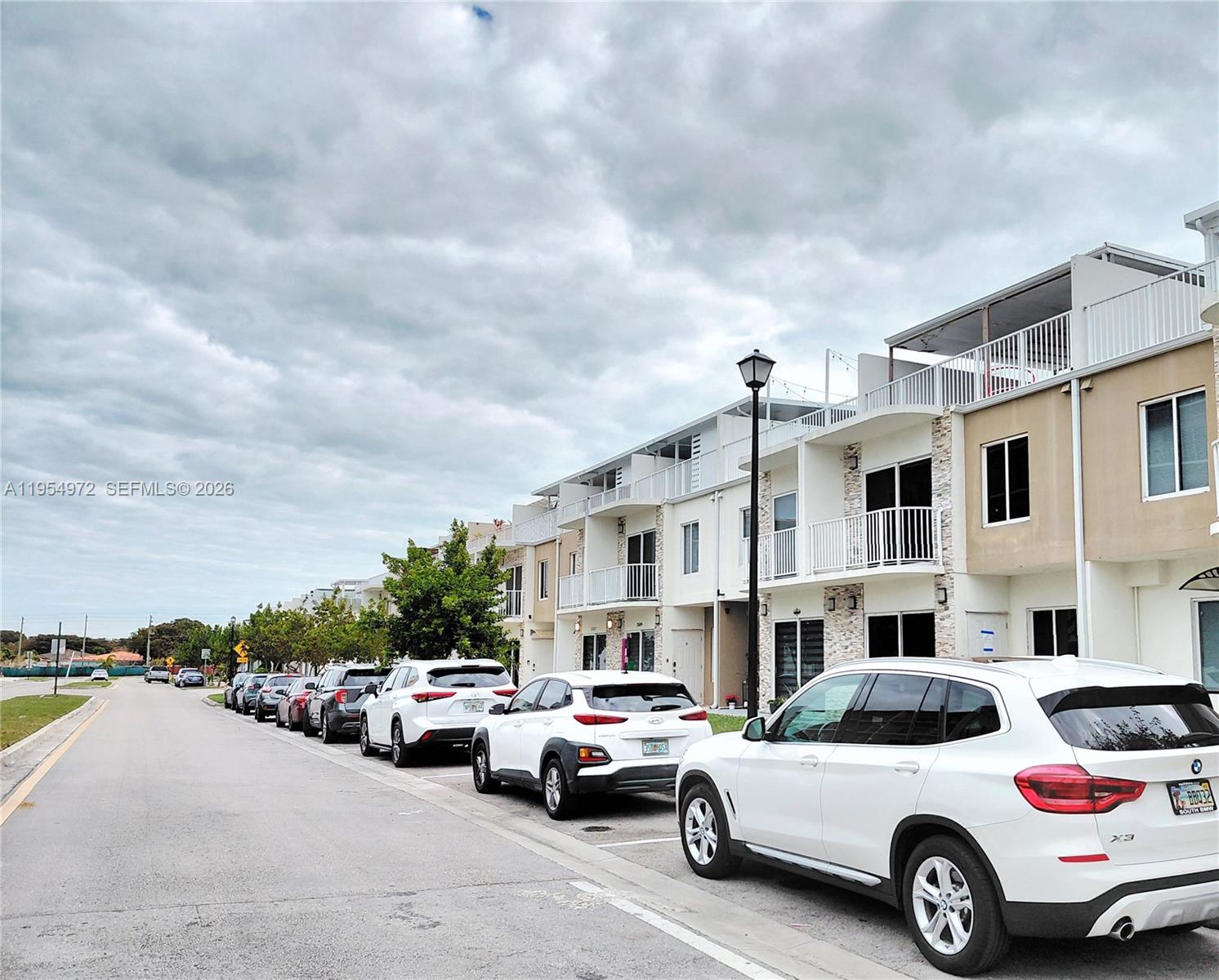 PARADISE GARDENS - Residential