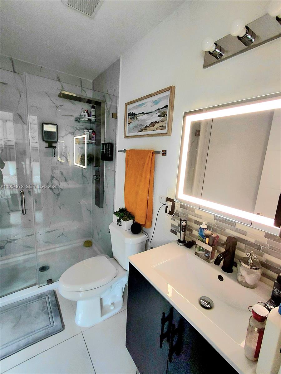 PARADISE GARDENS - Residential