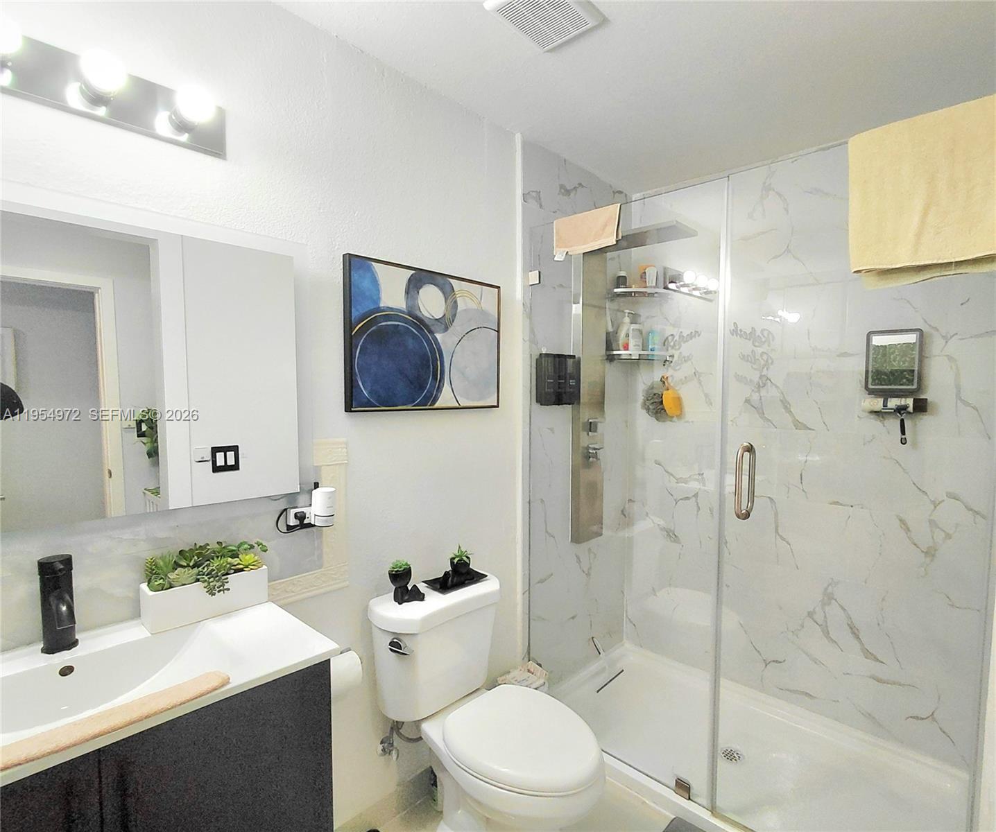 PARADISE GARDENS - Residential