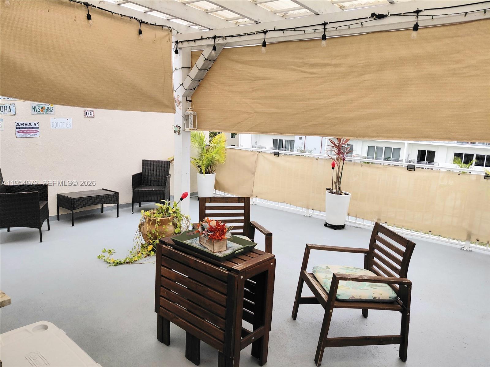 PARADISE GARDENS - Residential