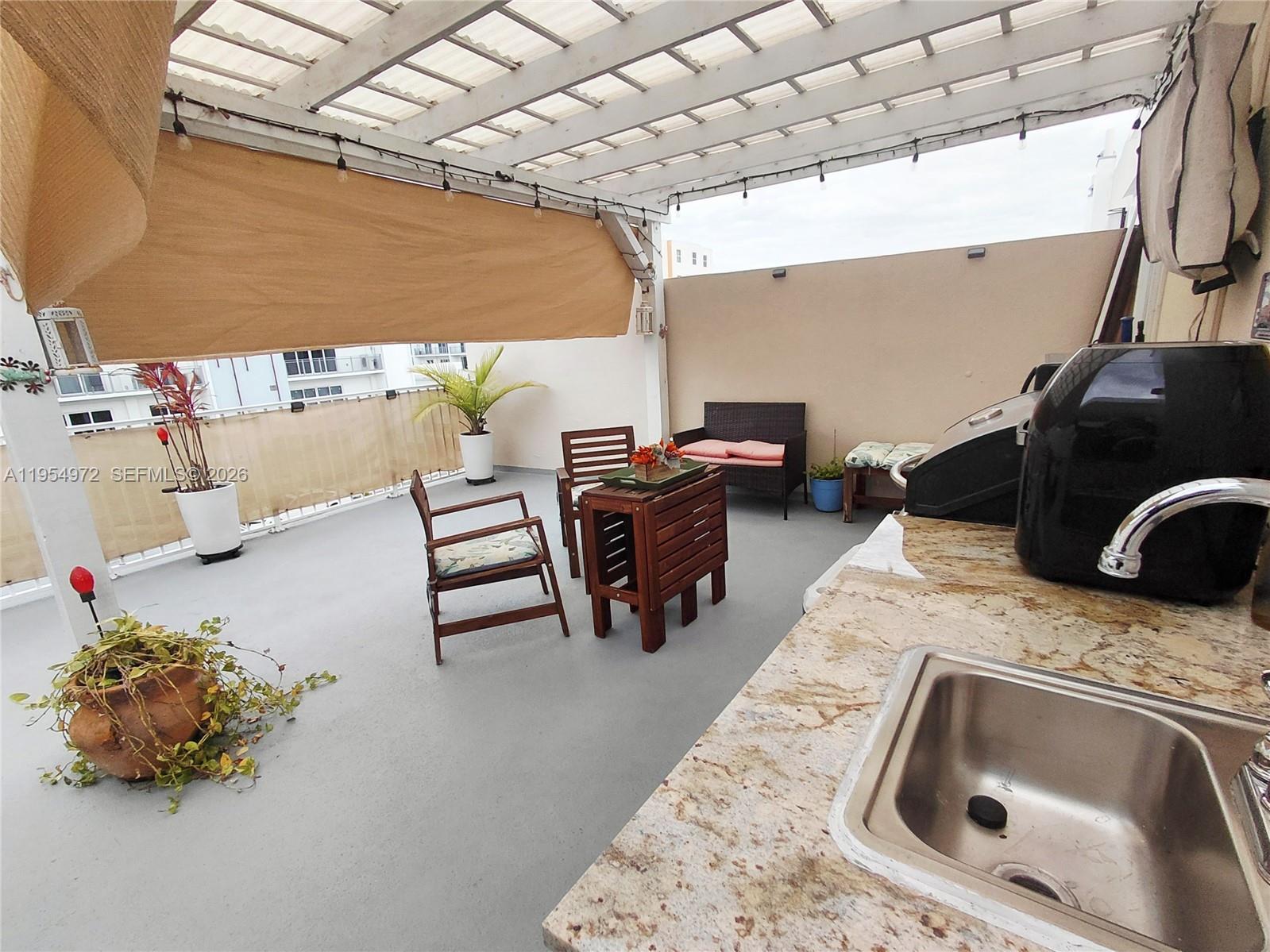 PARADISE GARDENS - Residential