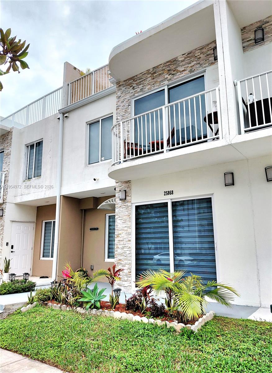 PARADISE GARDENS - Residential