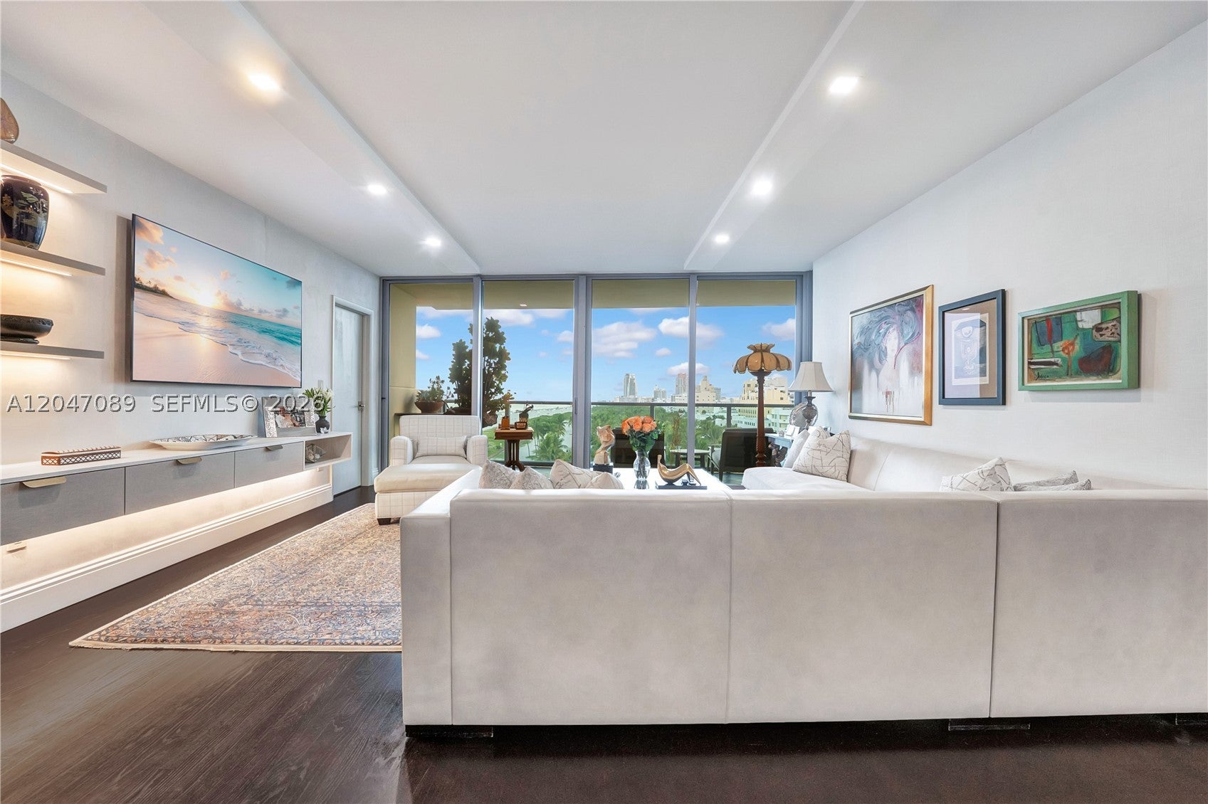 1455 Ocean Dr 904